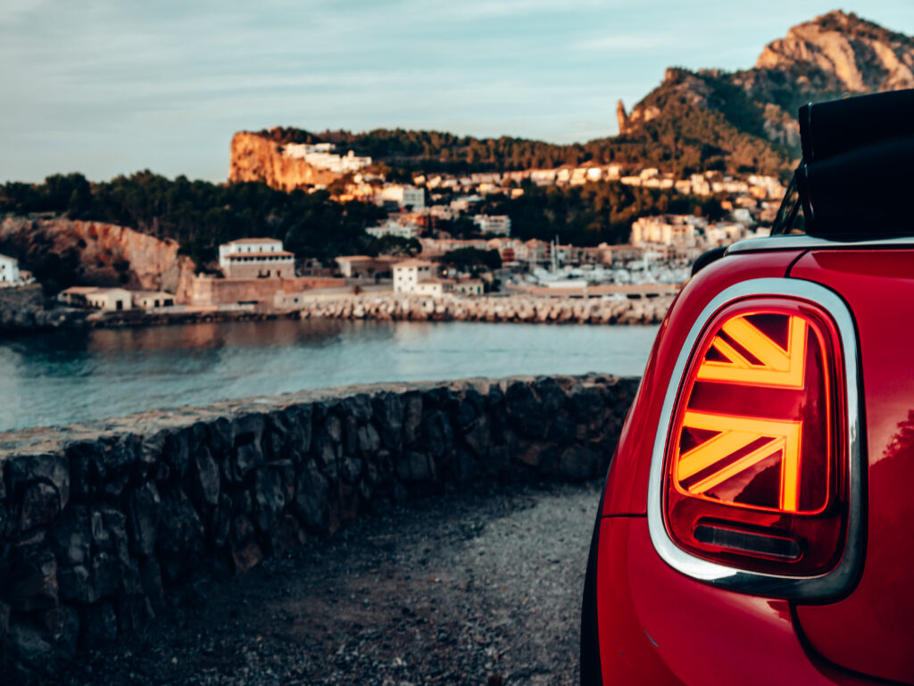 Alquilar coche en Mallorca Mini Cooper Cabrio descapotable Palma Riders